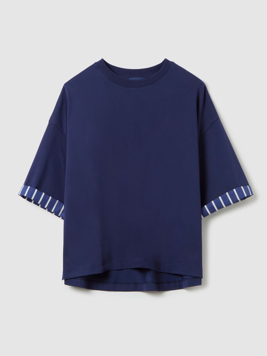 Oversized T-shirt with contrasting detail_4