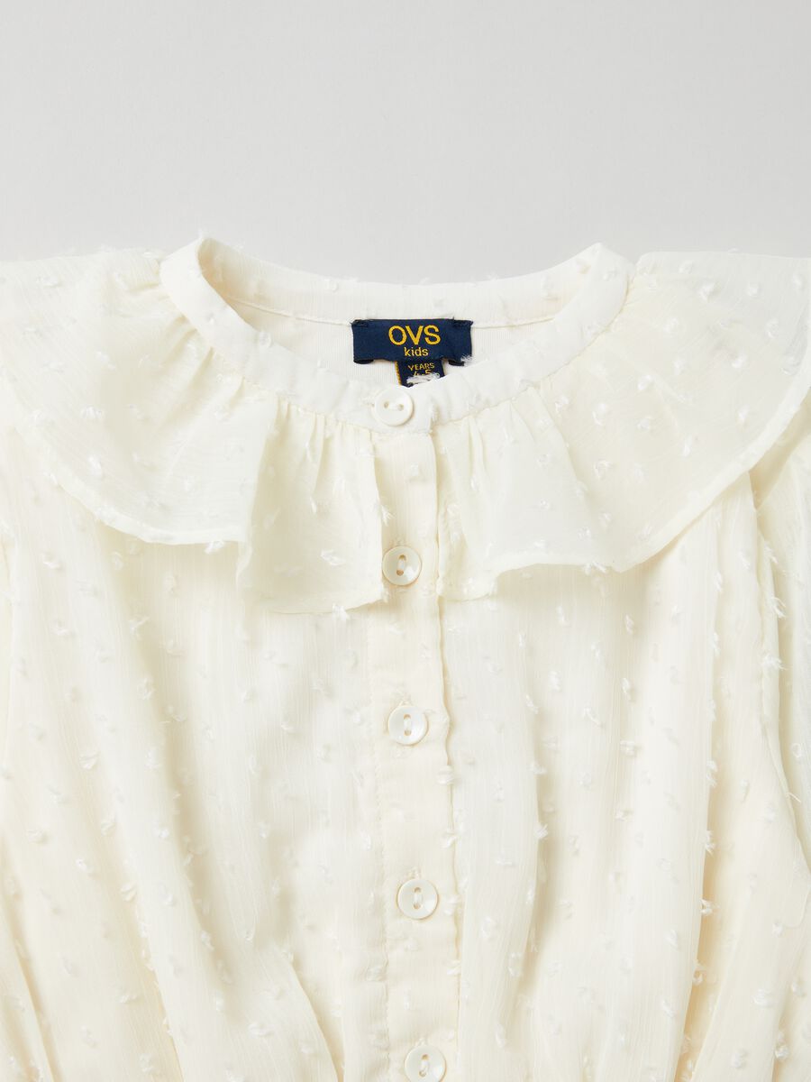 Blusa dobby con volant_2