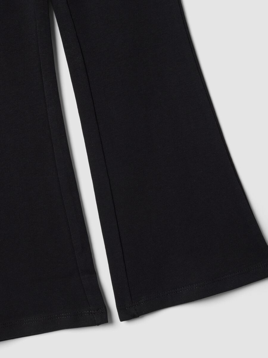 Leggings neri flare in cotone organico elasticizzato per bambina_3