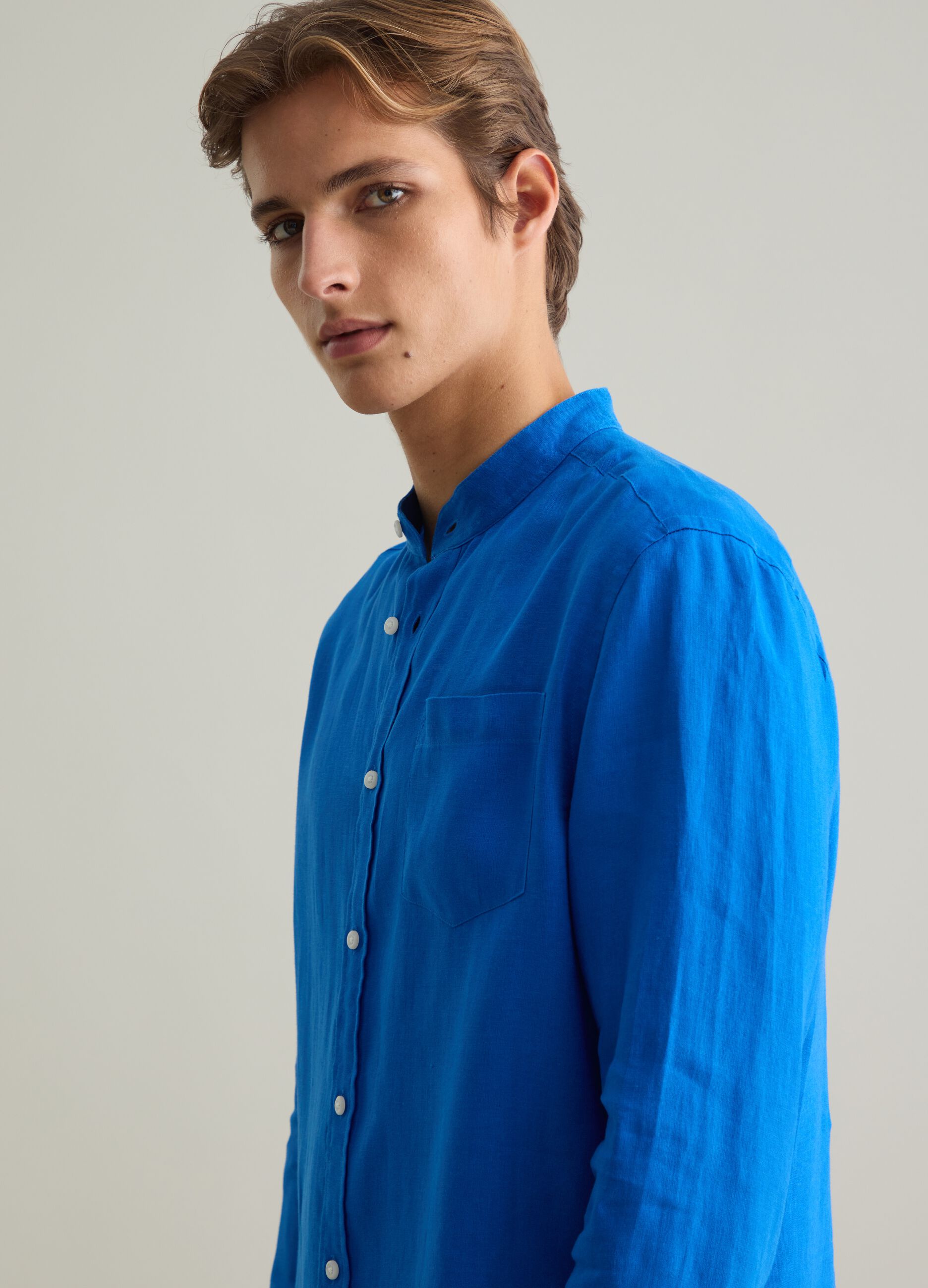 Camicia da uomo in puro lino blu regular fit