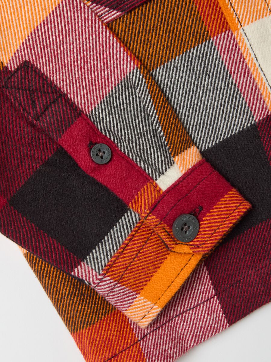 Shacket in flannel with check pattern_3