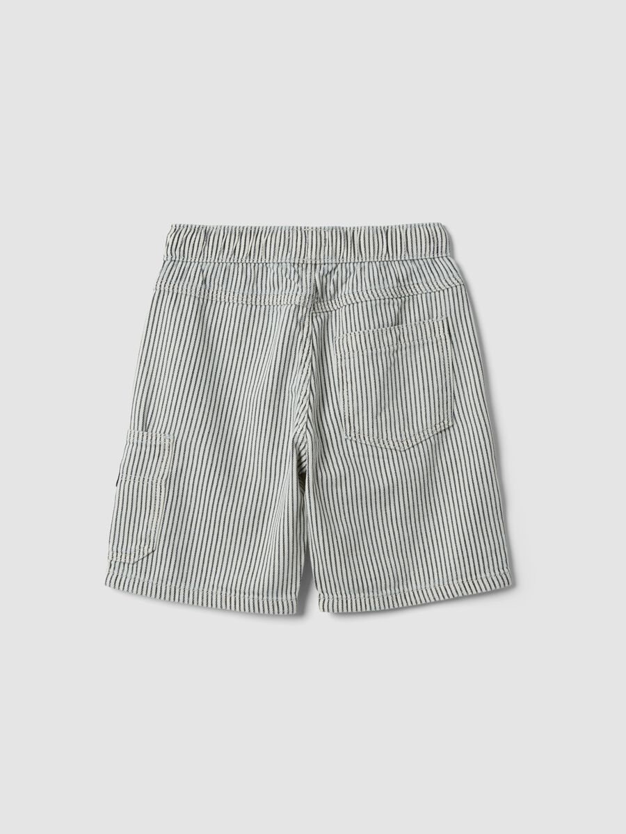 Boys&rsquo; regular-fit pure cotton multicolour striped cargo shorts_1