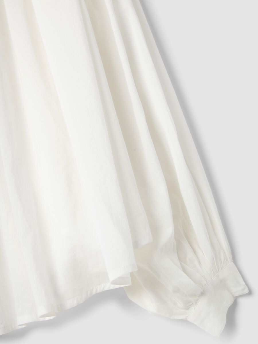 Blusa in puro cotone bianca oversize fit con maniche ampie_5