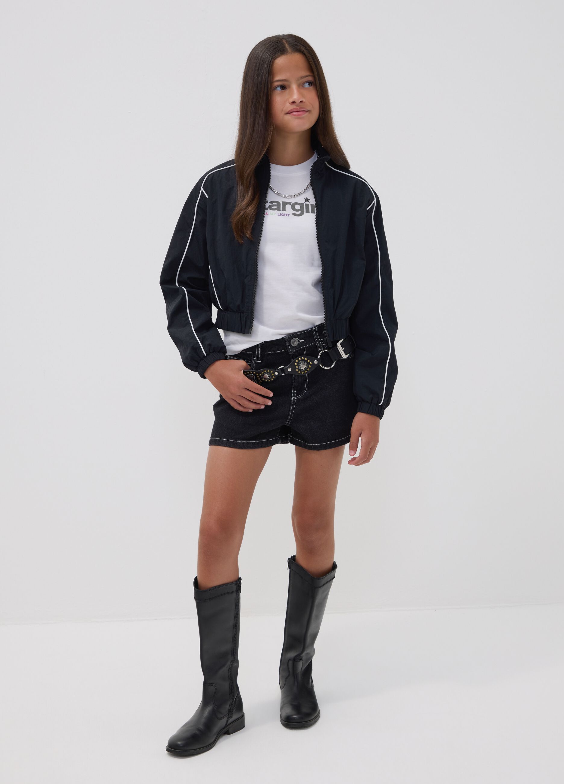 Girls&rsquo; black pure cotton denim shorts with star embroidery
