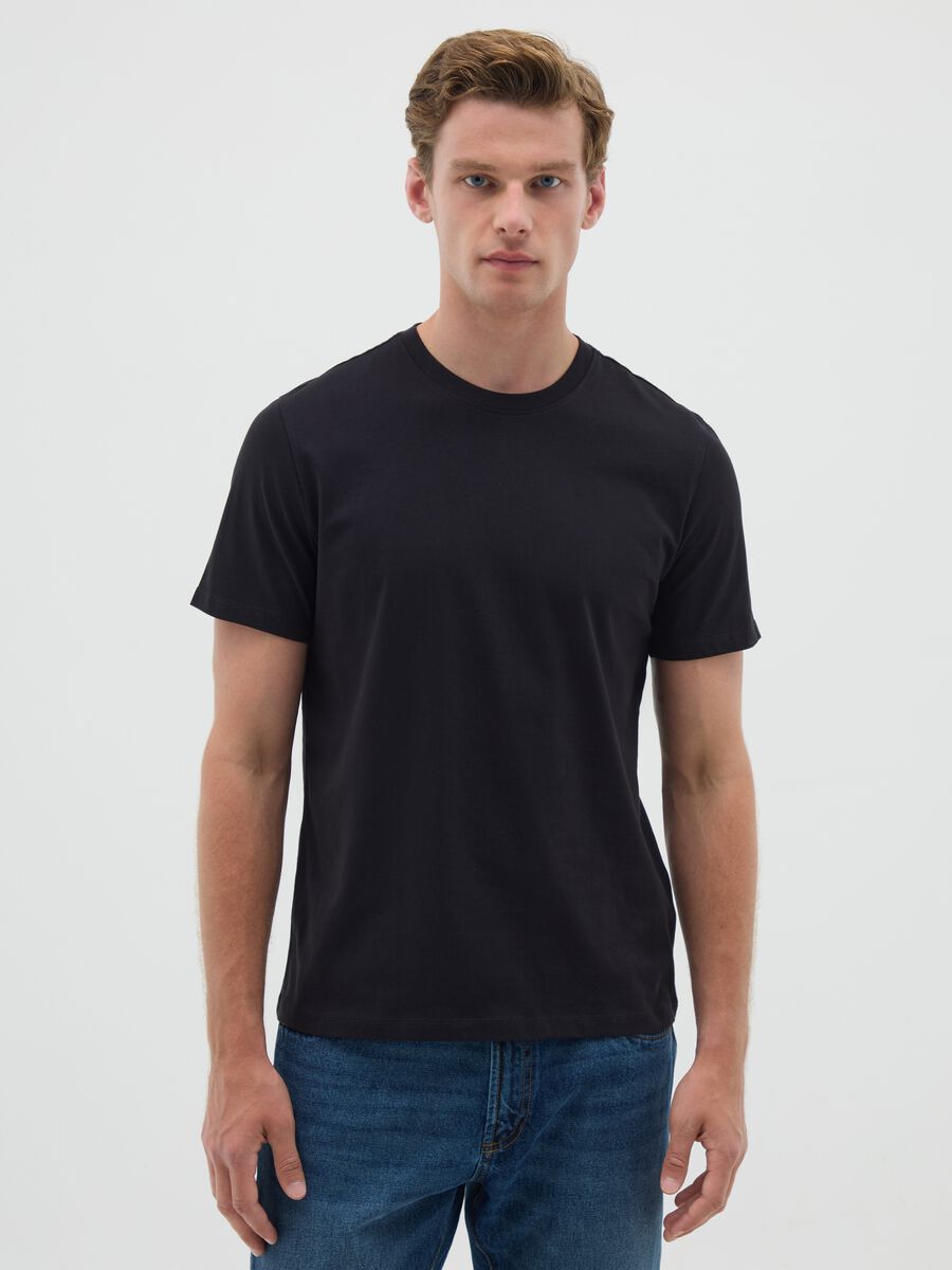 Black cotton regular fit T-shirt_0