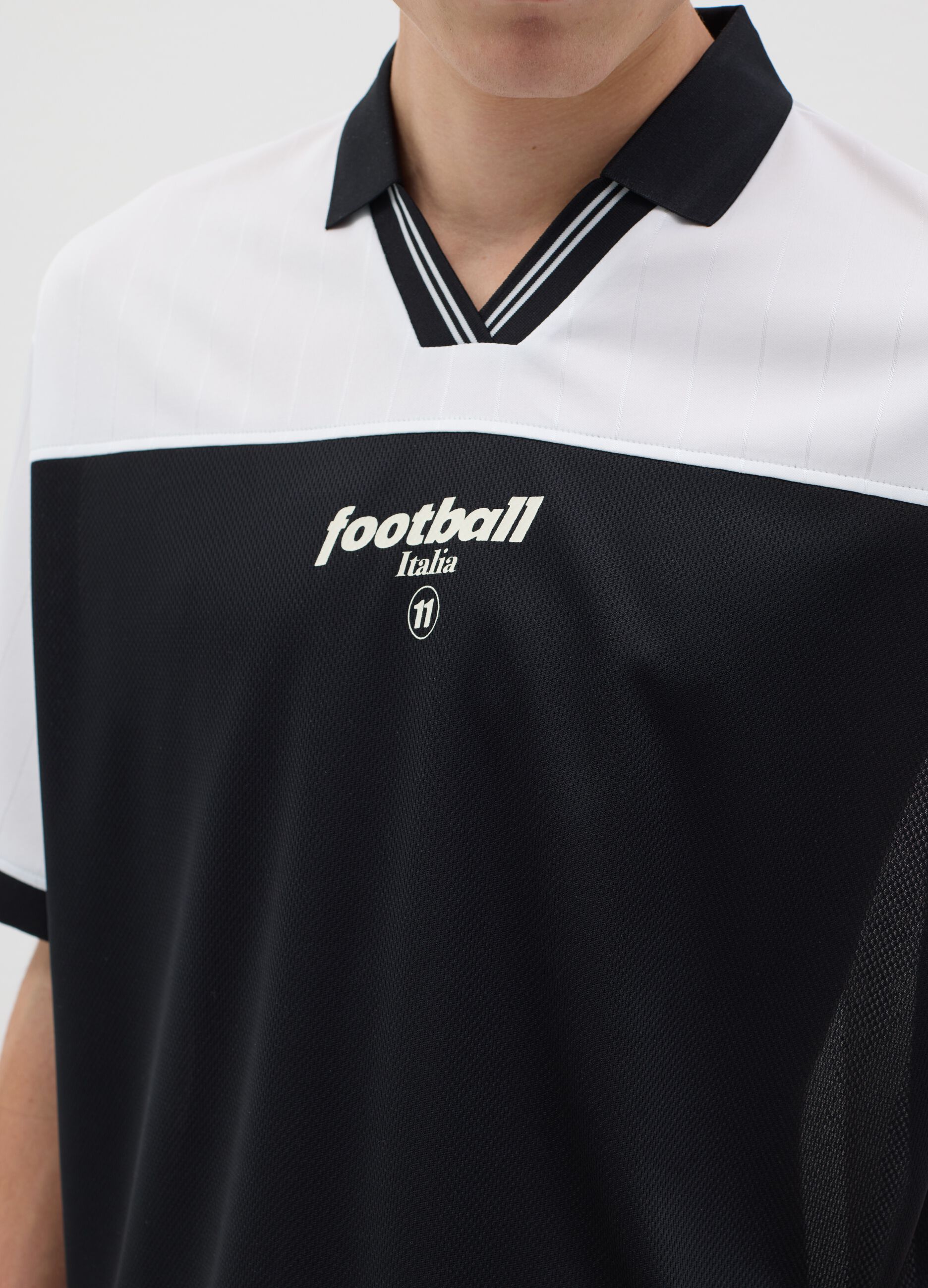 White and black T-shirt with print