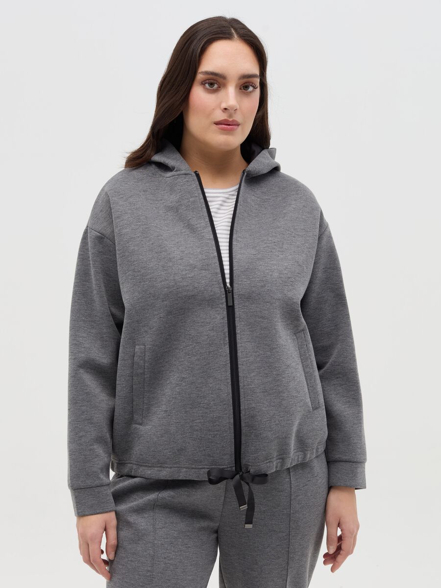 Curvy full-zip hoodie_0
