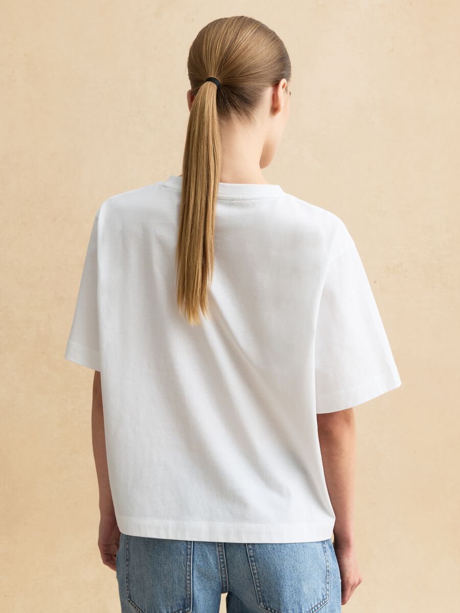 T-shirt in puro cotone multicolor regular fit con stampa floreale_3