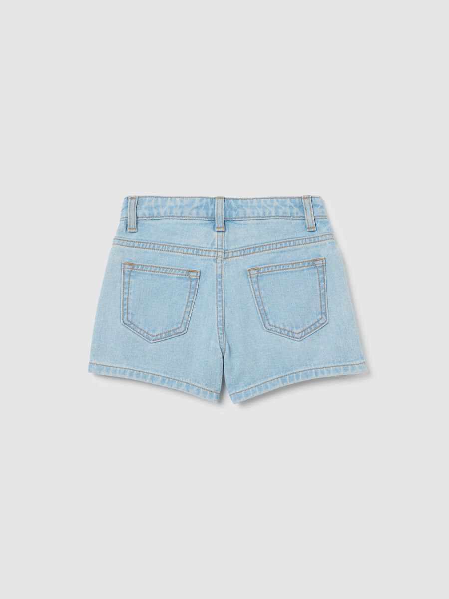 Denim shorts with flowers embroidery_4
