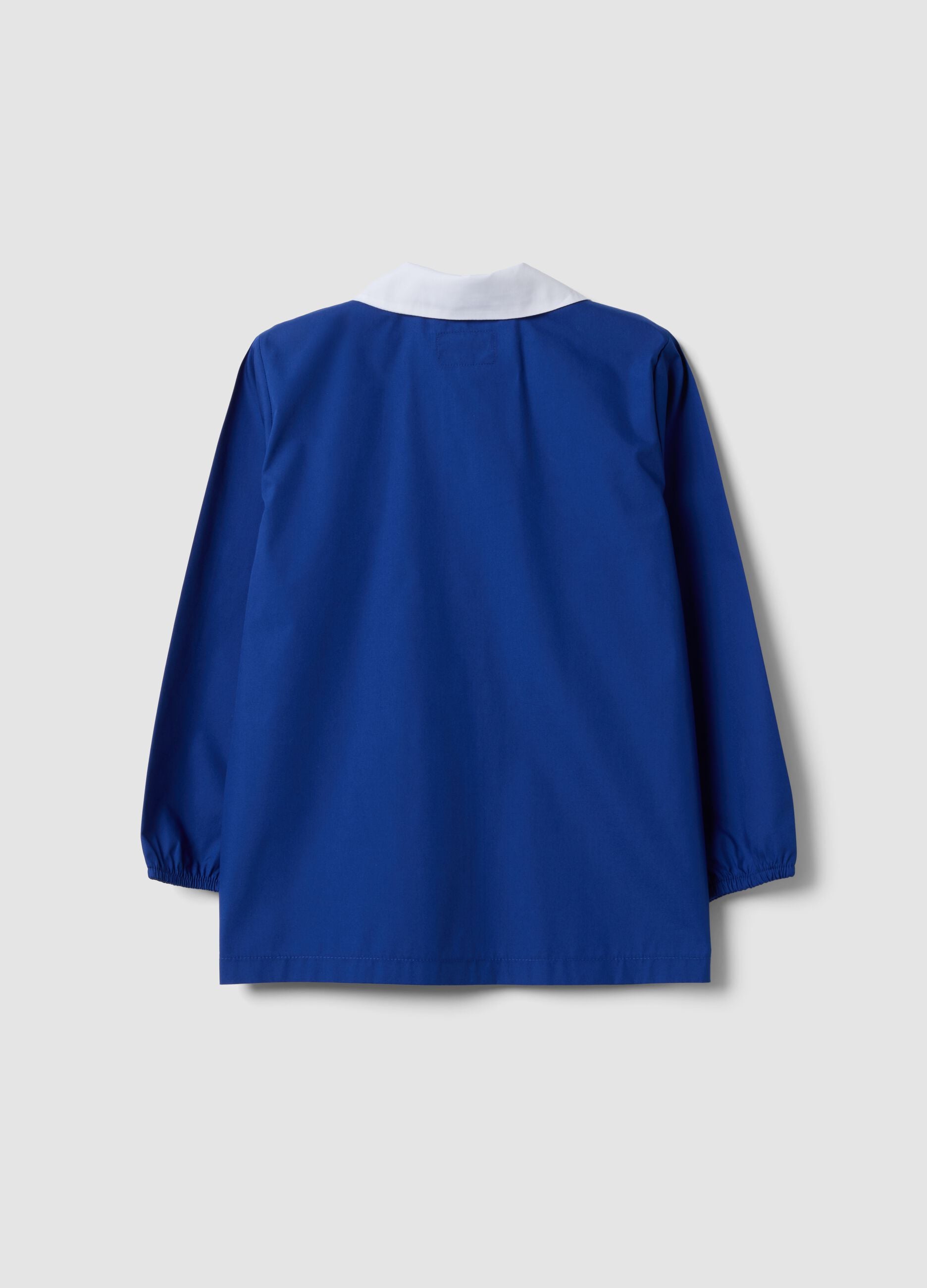 Blue boys&rsquo; school apron with zip and go-kart embroidery