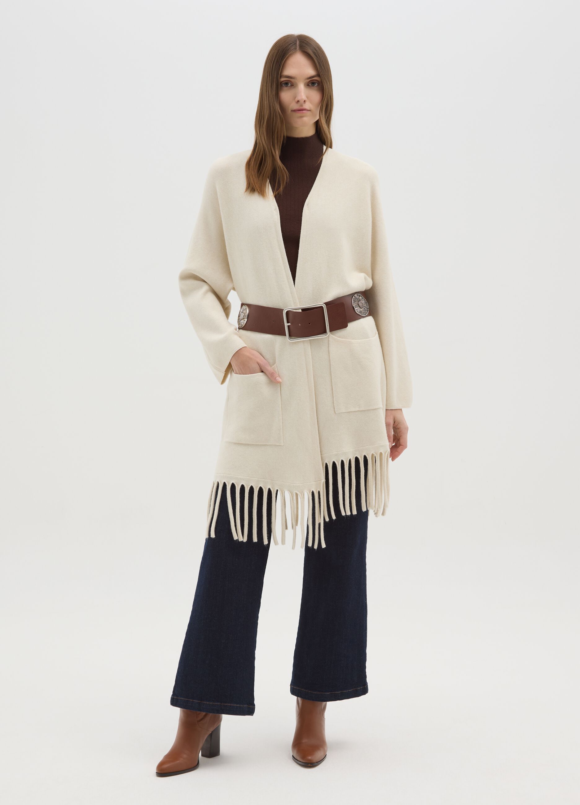 Light beige long cardigan with fringes at the hem