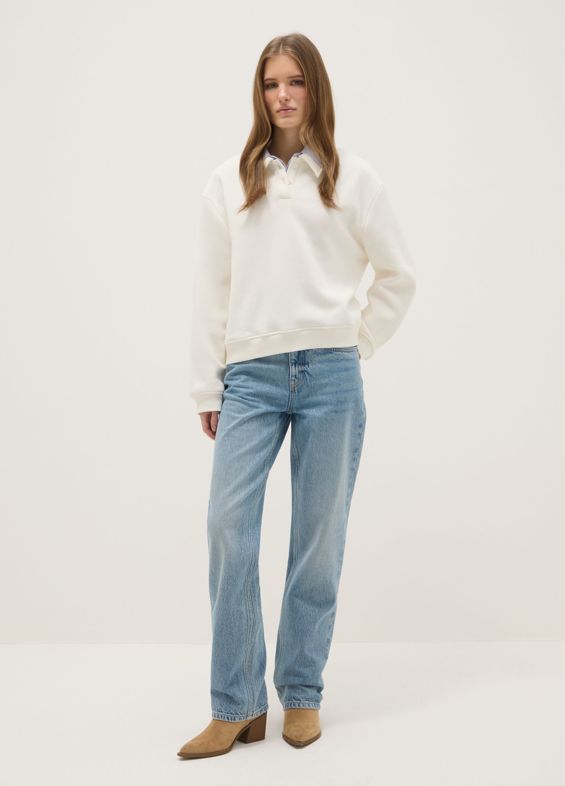 White cotton blend regular fit sweater with contrast collar
