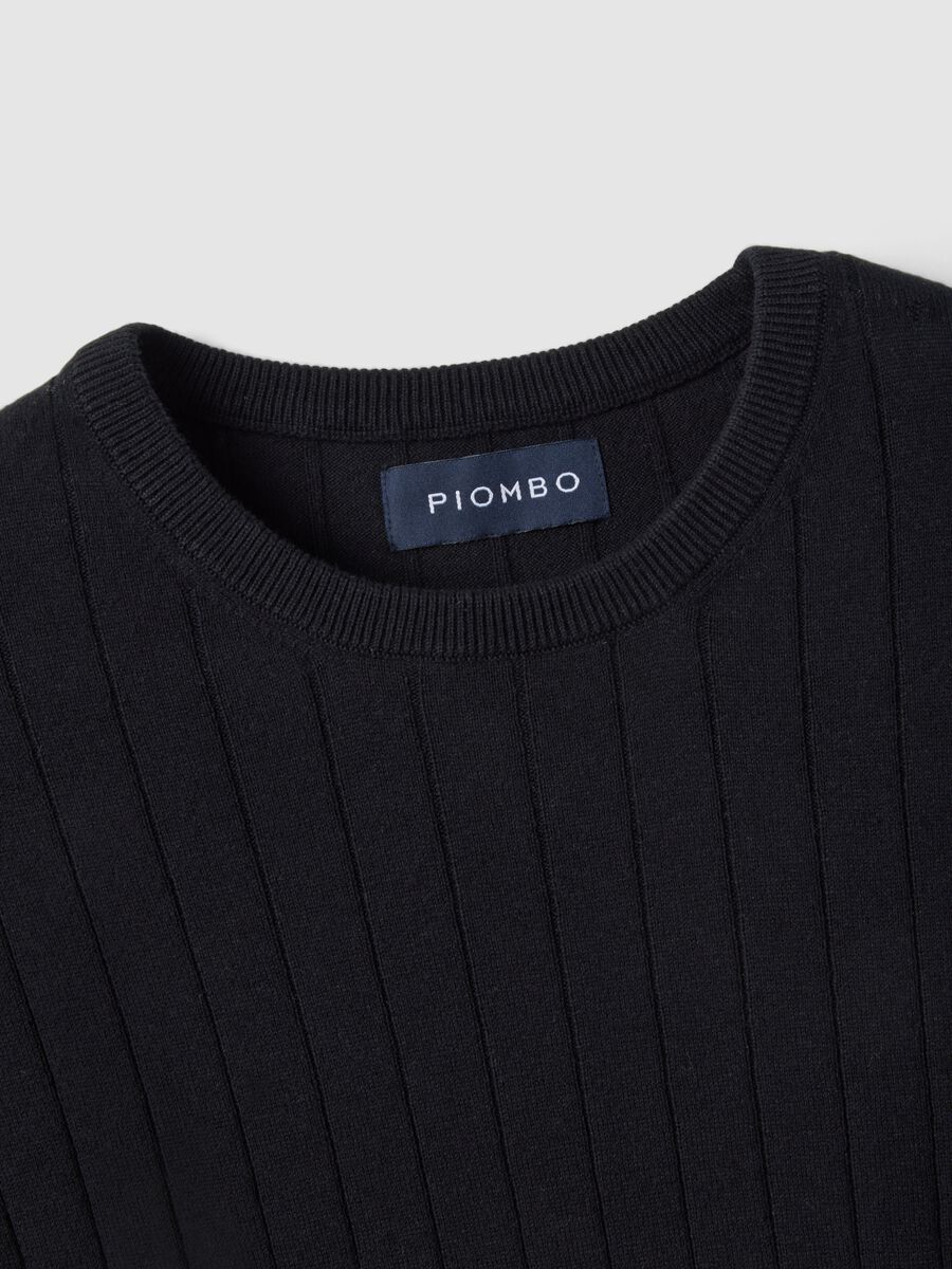 Black striped pure cotton T-shirt in regular fit_5