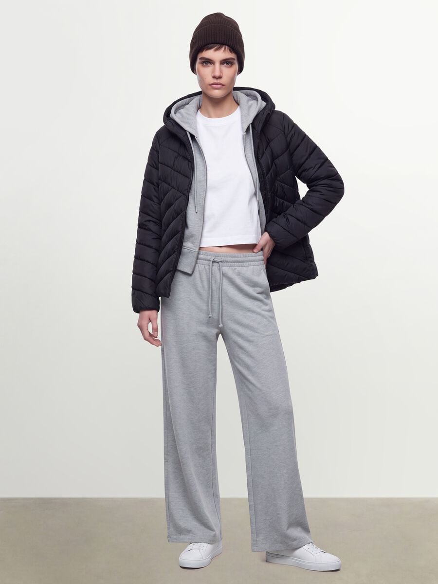 Giacca Ultralight nera trapuntata con cappuccio e zip_2