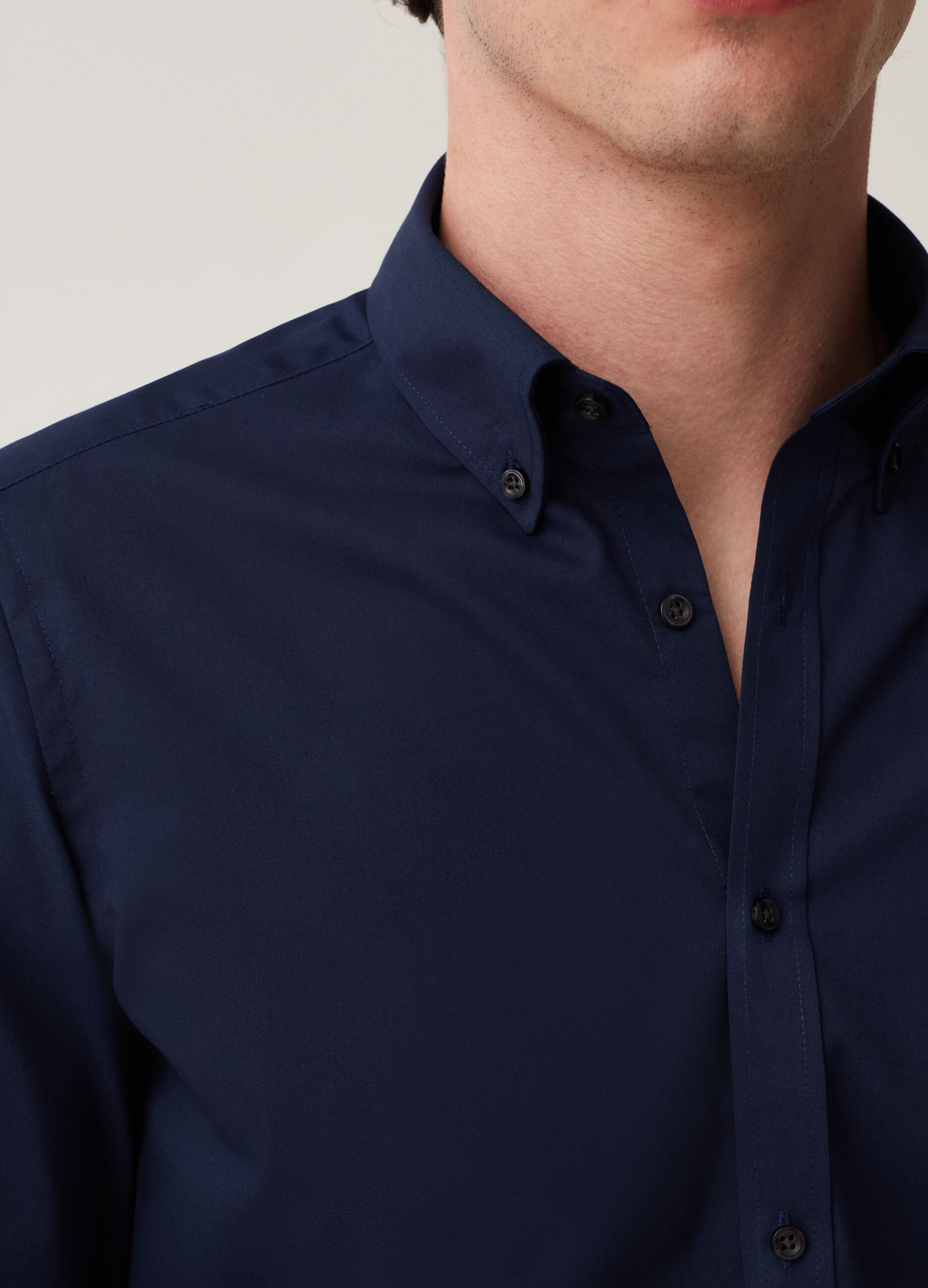 Slim-fit easy-iron cotton shirt