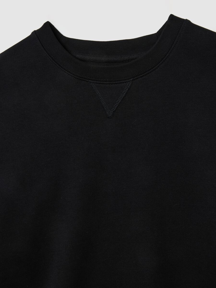 Black pure cotton sweatshirt regular fit_5