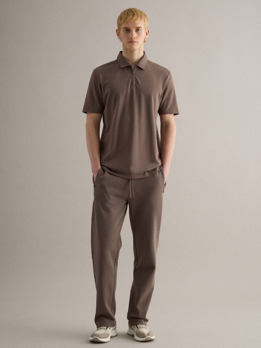 Brown short sleeve stretch cotton polo with regular fit_1