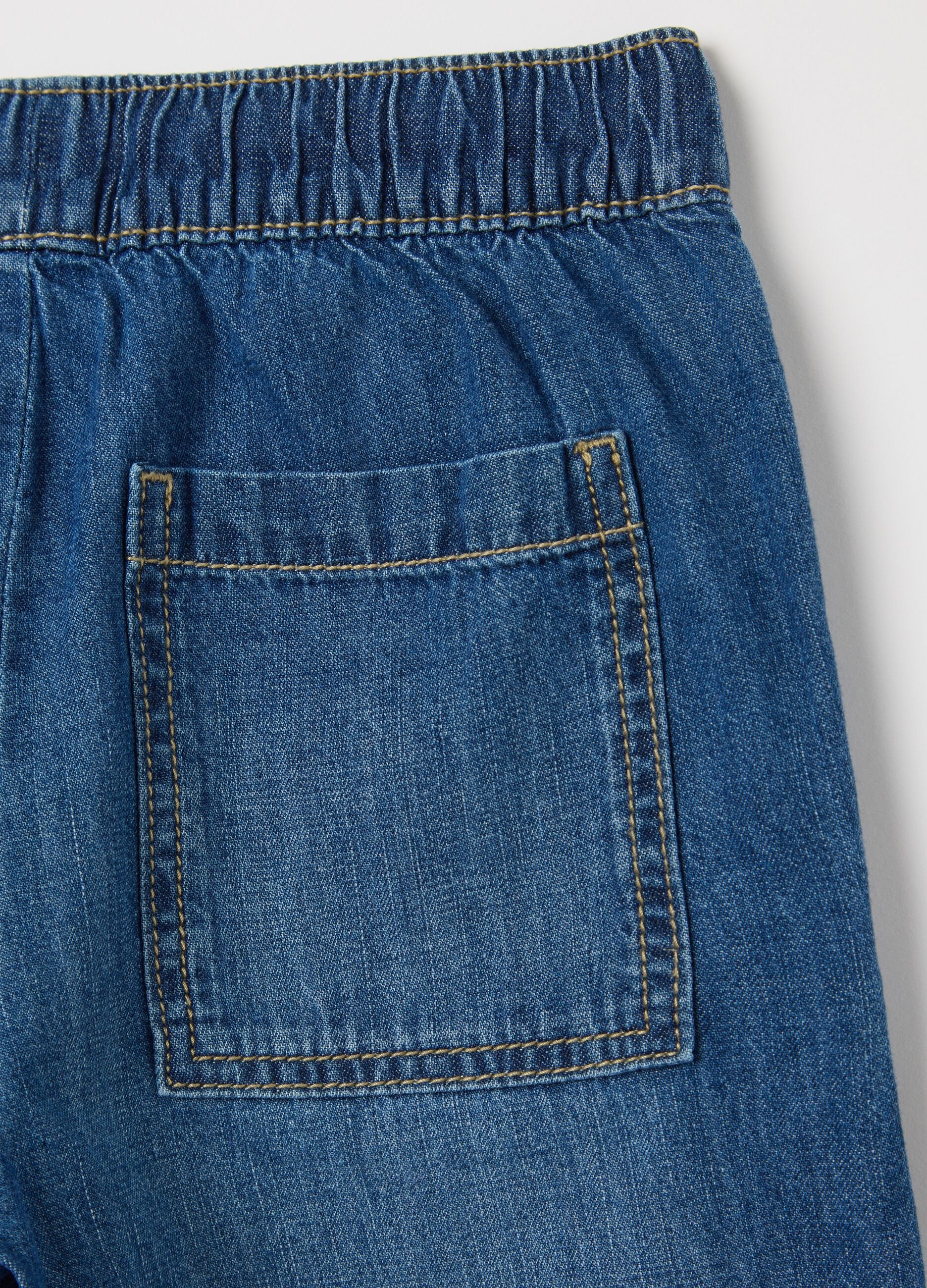 Denim Bermuda joggers with pockets and drawstring