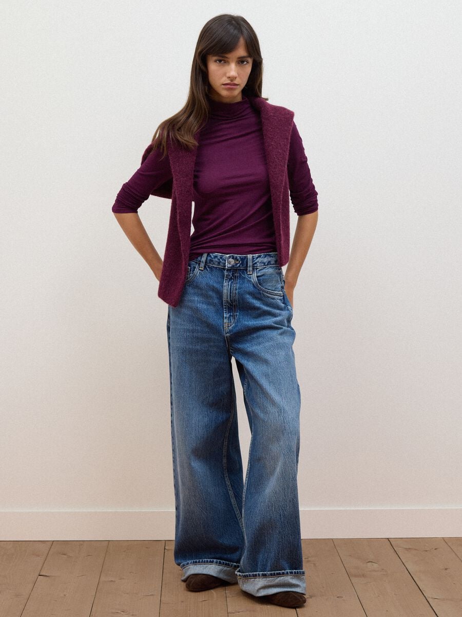T-shirt viola in modal e cashmere elasticizzato regular fit_1