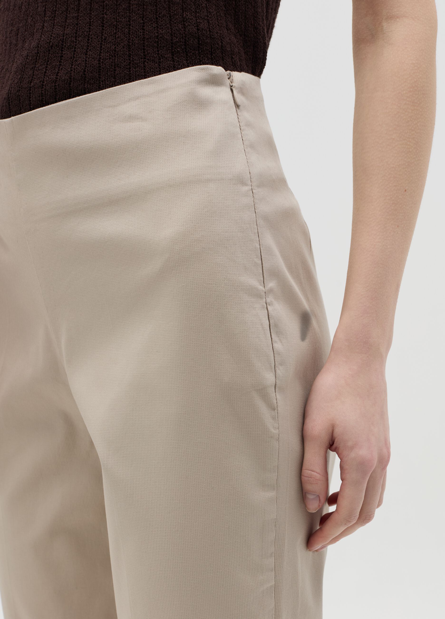 Beige cropped cigarette trousers
