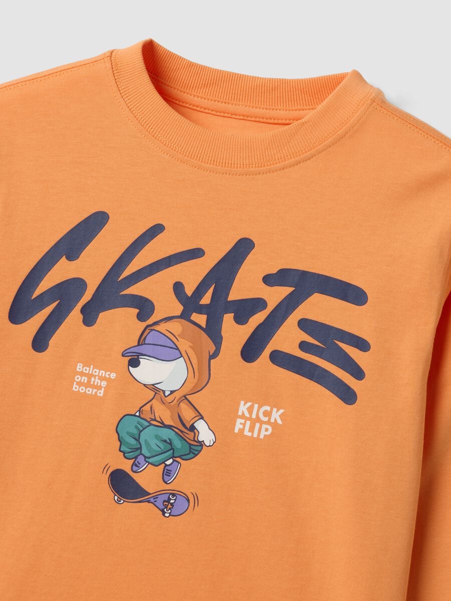 T-shirt over fit arancione in puro cotone con stampa skate per bambino_2