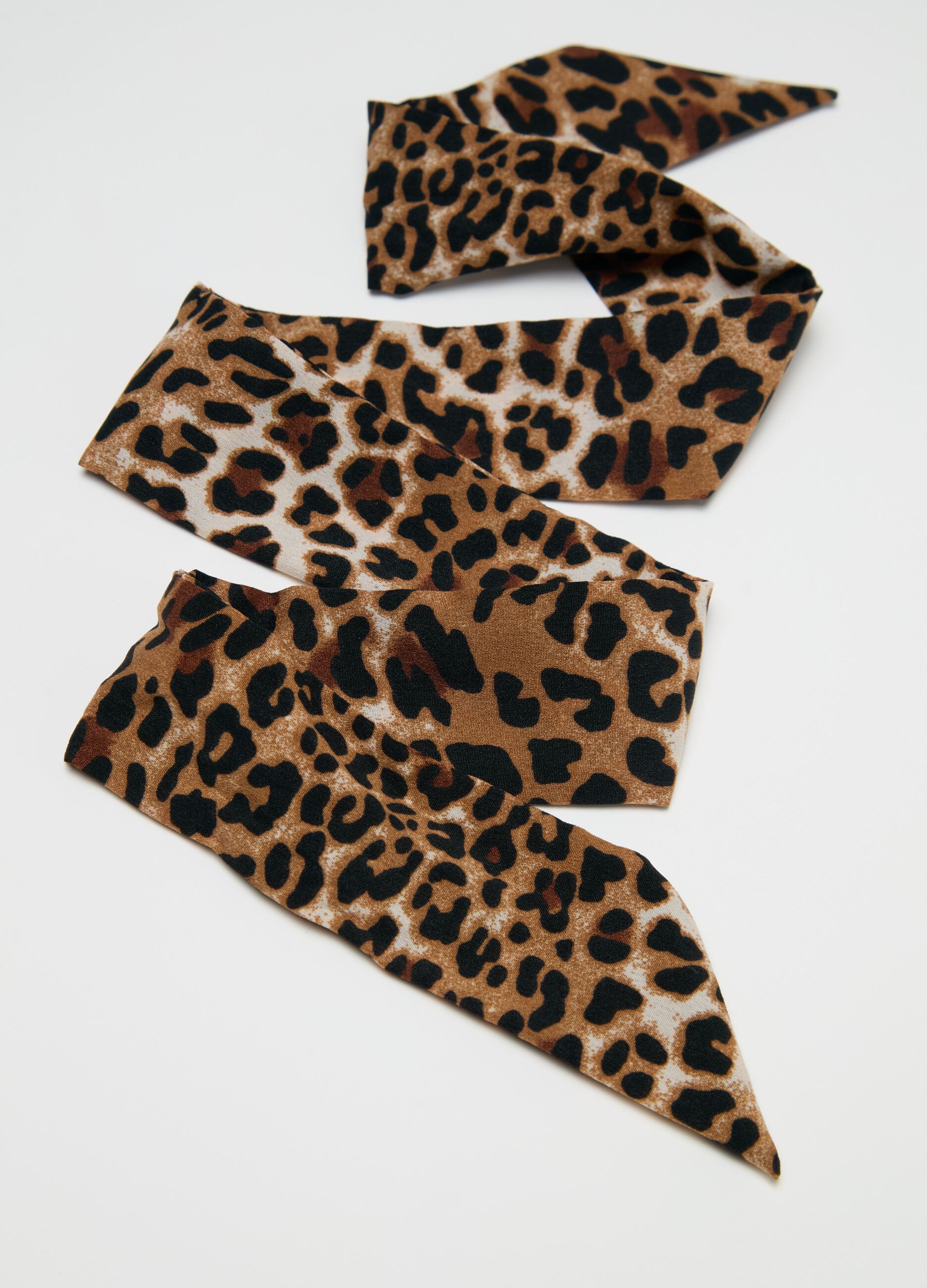 Speckled headband with knot