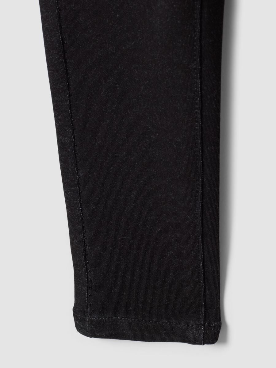 Black skinny-fit stretch cotton jeggings for baby girls_3