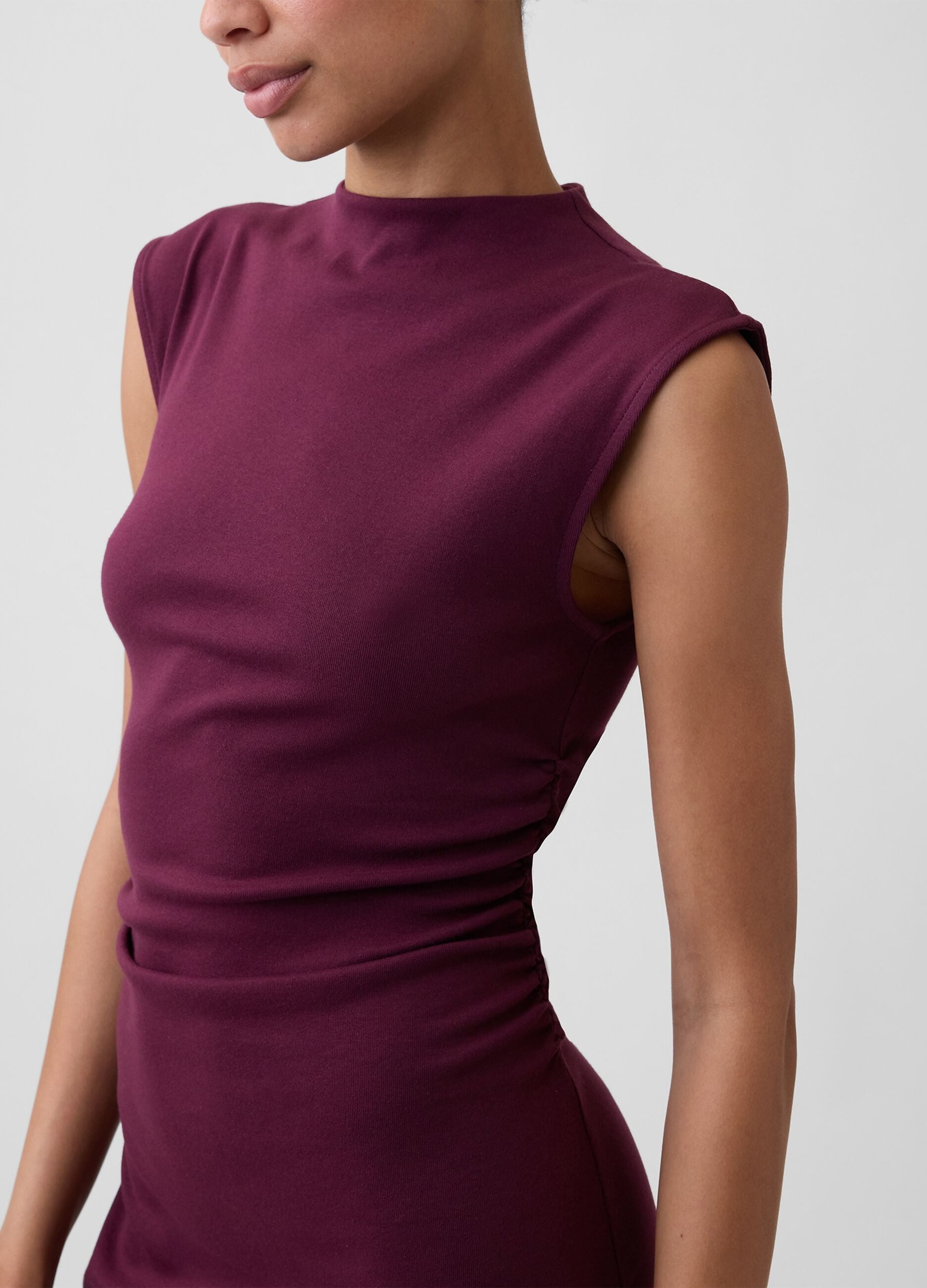 Red stretch-cotton midi dress with side slit