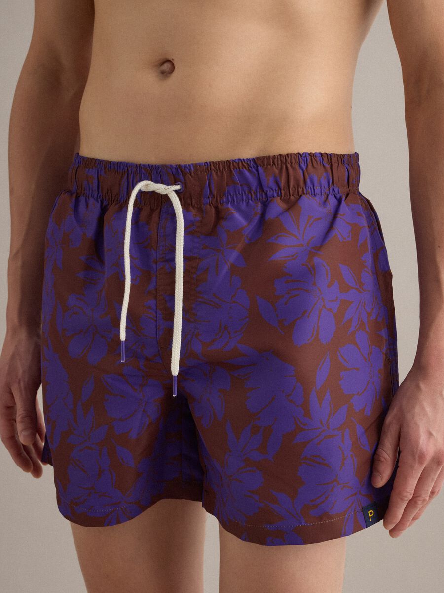 Boxer mare marrone e viola con stampa floreale_1
