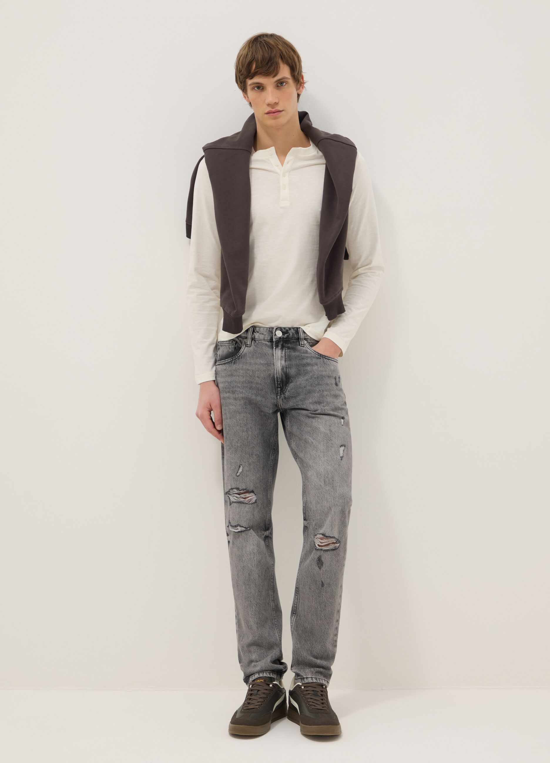 Grey Slim Fit Distressed Pure Cotton Jeans