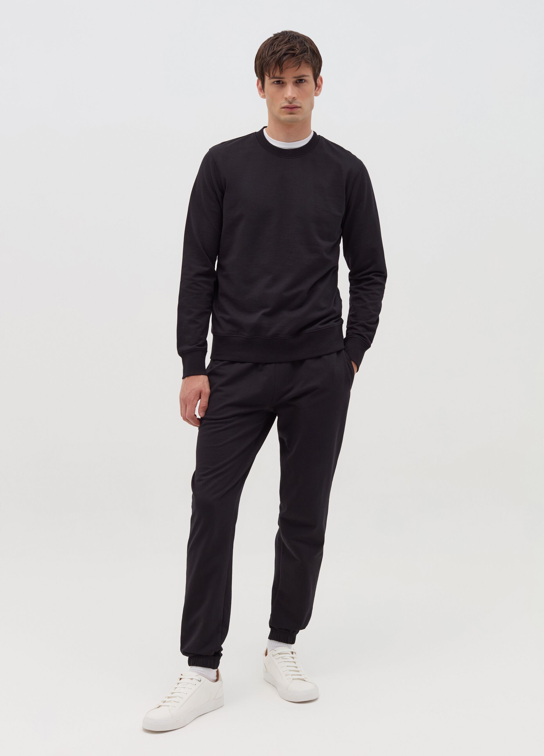 Fleece joggers with drawstring