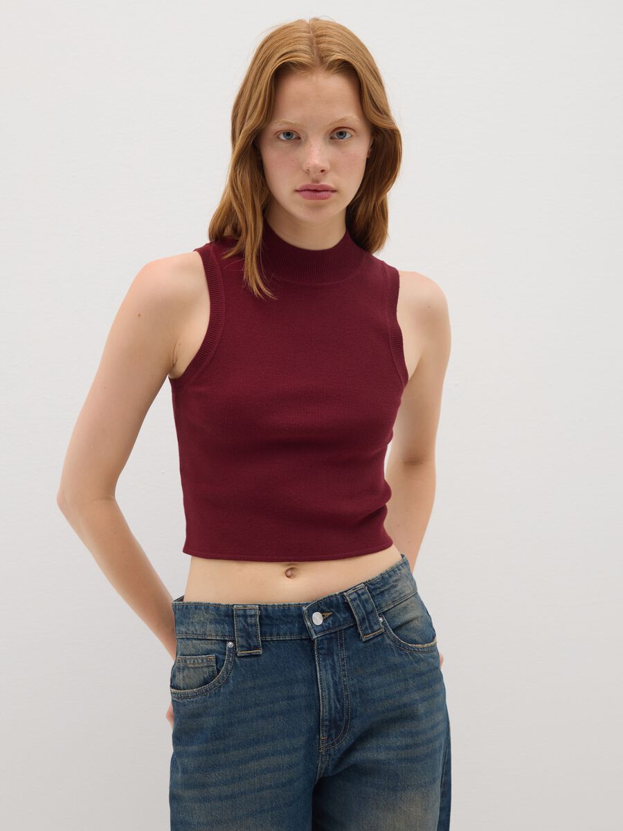 Women's fitted red blend top_1