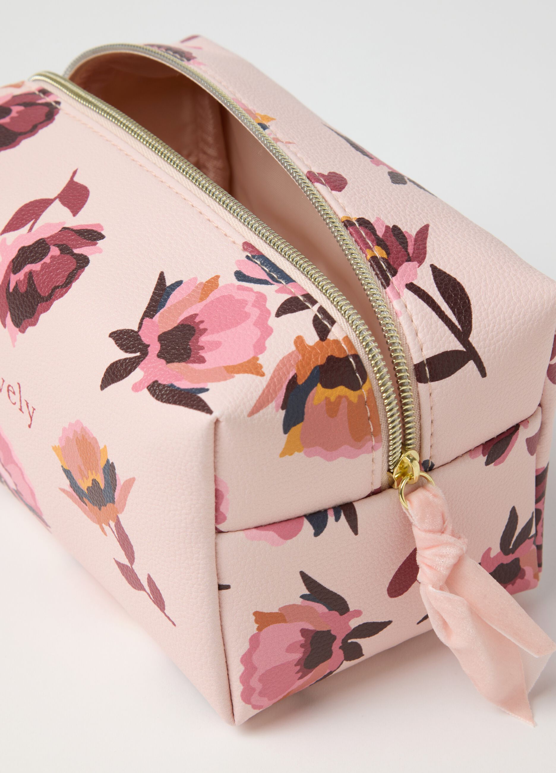 Astuccio multicolor con fiori