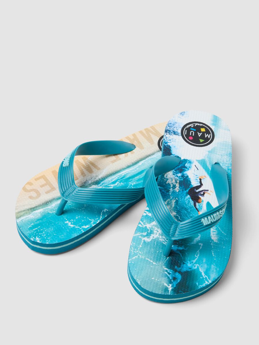 Blue and beige children's flip flops with surf design_1