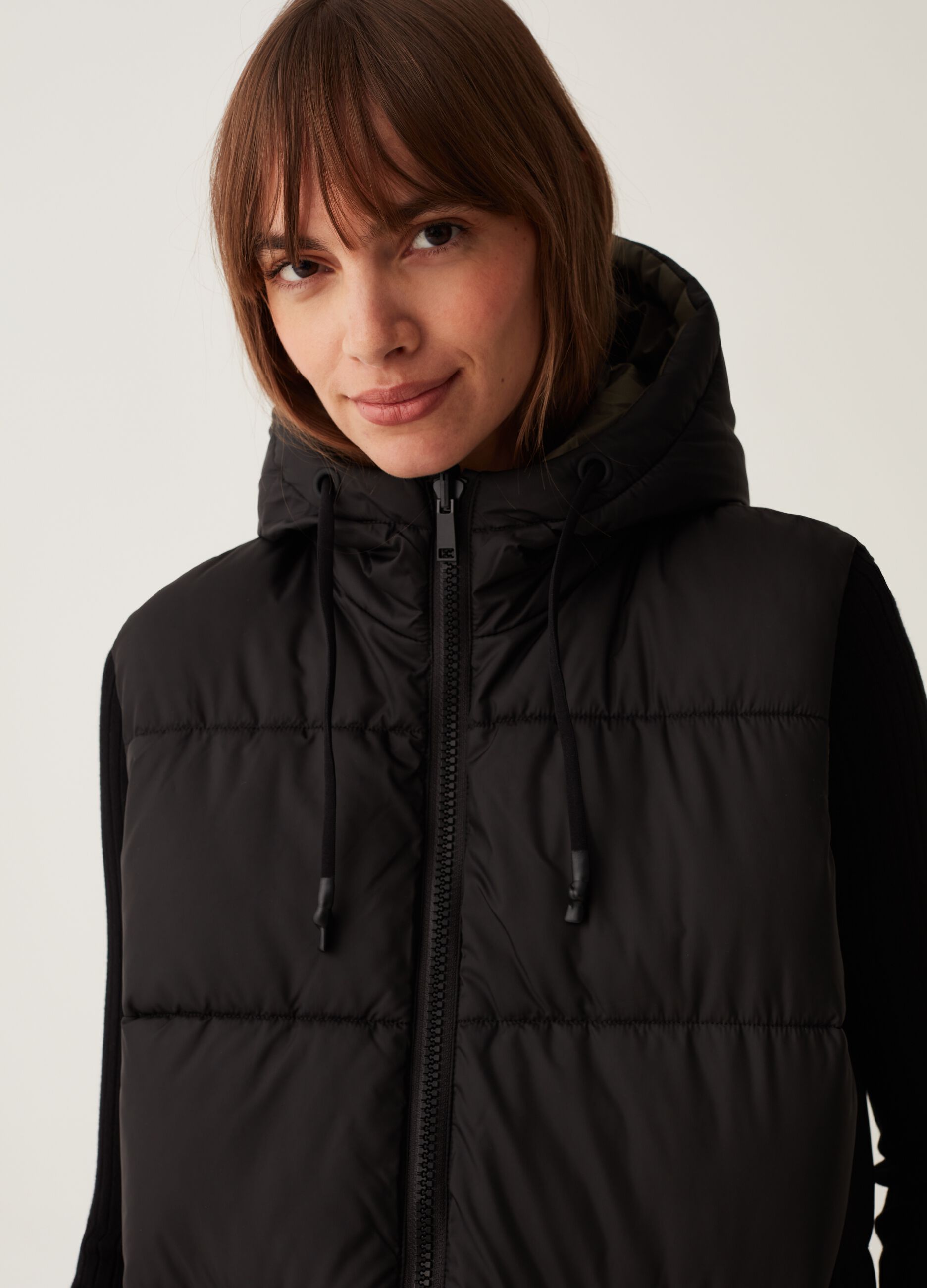 Gilet lungo double face con cappuccio_1