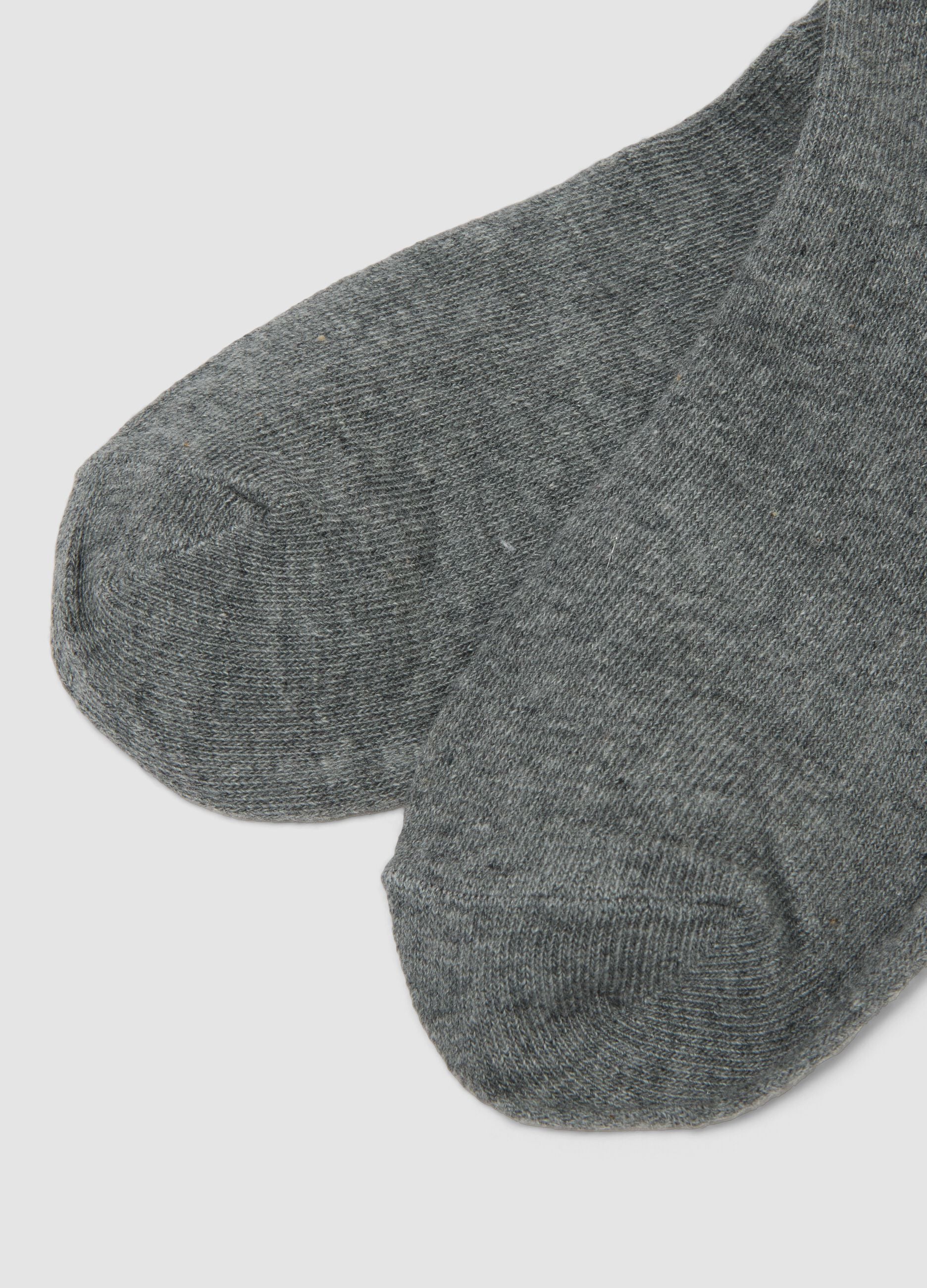 Grey socks in stretch organic cotton