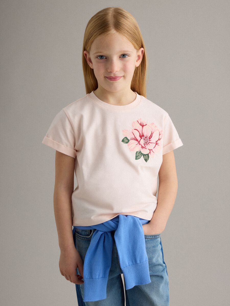 Girls' pink cotton blend T-shirt regular fit with floral embroidery_0