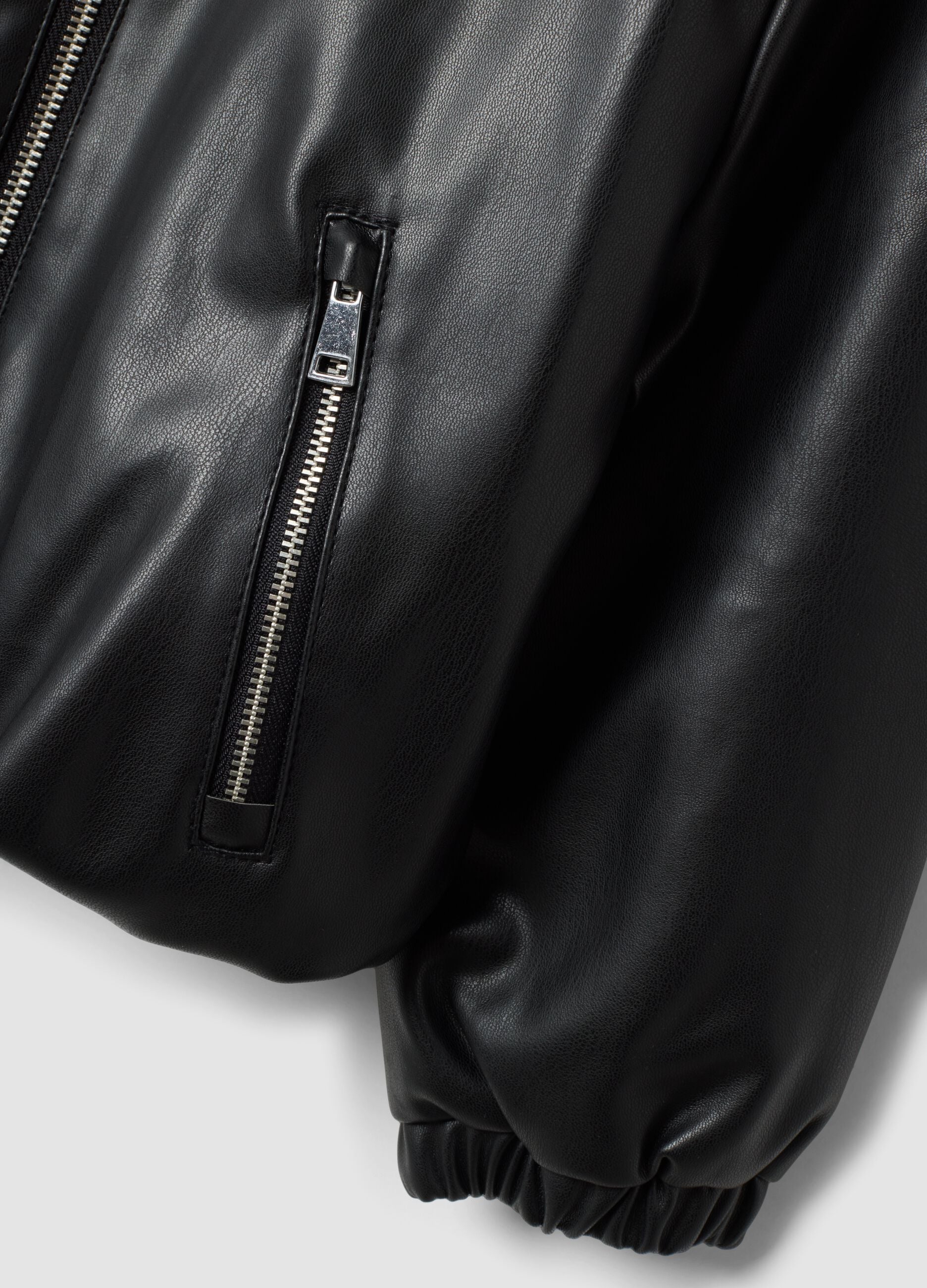 Giubbotto nero con zip regular fit per bambina