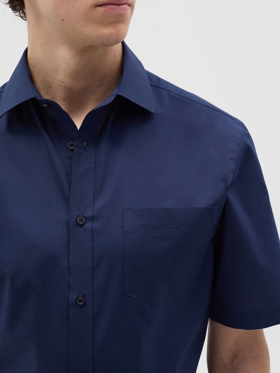Regular-fit easy-iron shirt with short sleeves_1