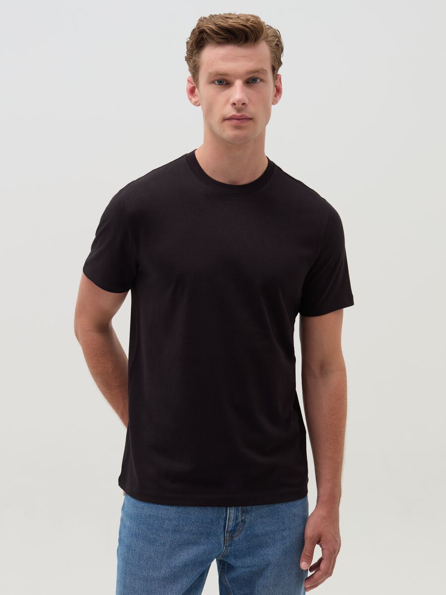 Cotton T-shirt with round neck_0