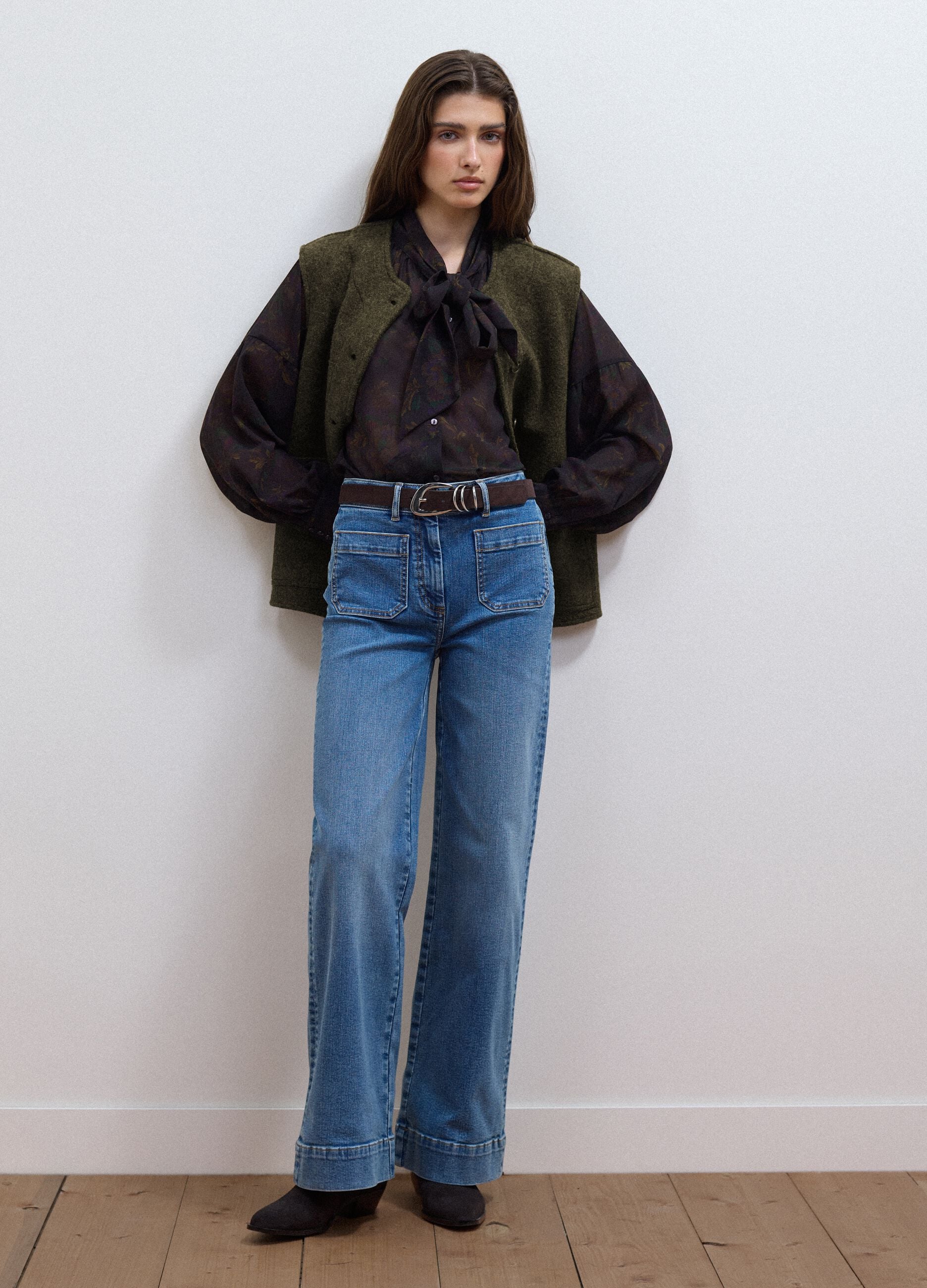 Green pure wool crew-neck gilet with oversized fit