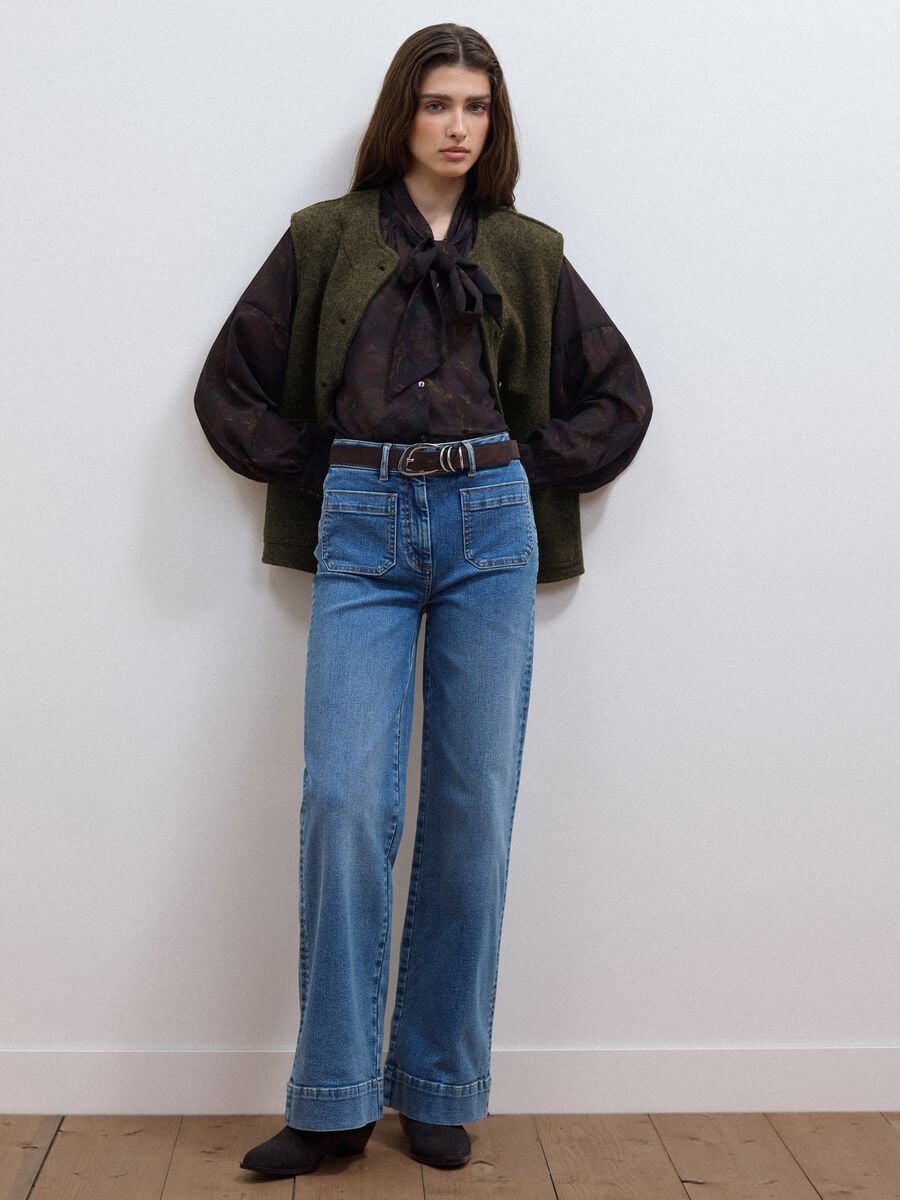 Green pure wool crew-neck gilet with oversized fit_2