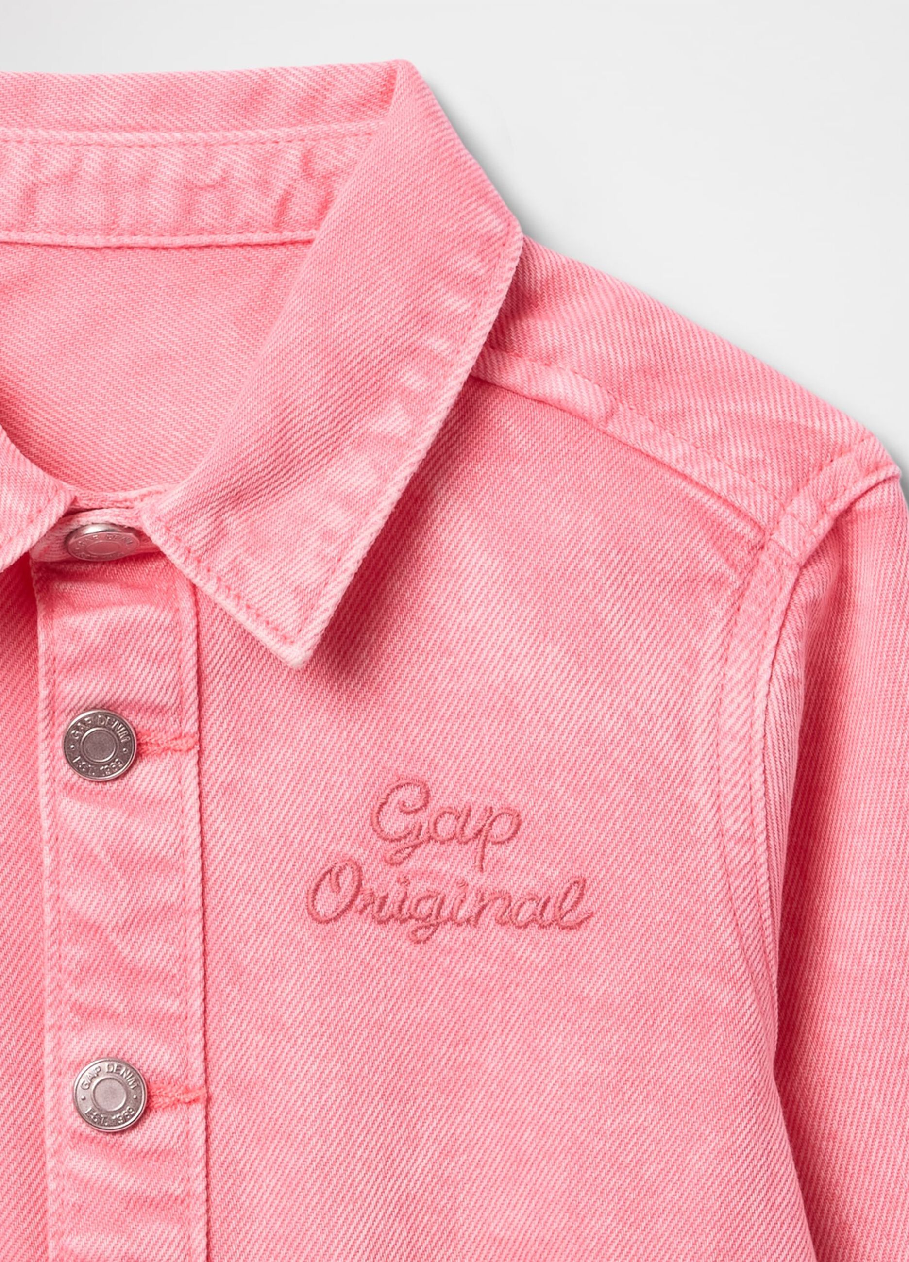 Pink denim jacket for girls with embroidered logo