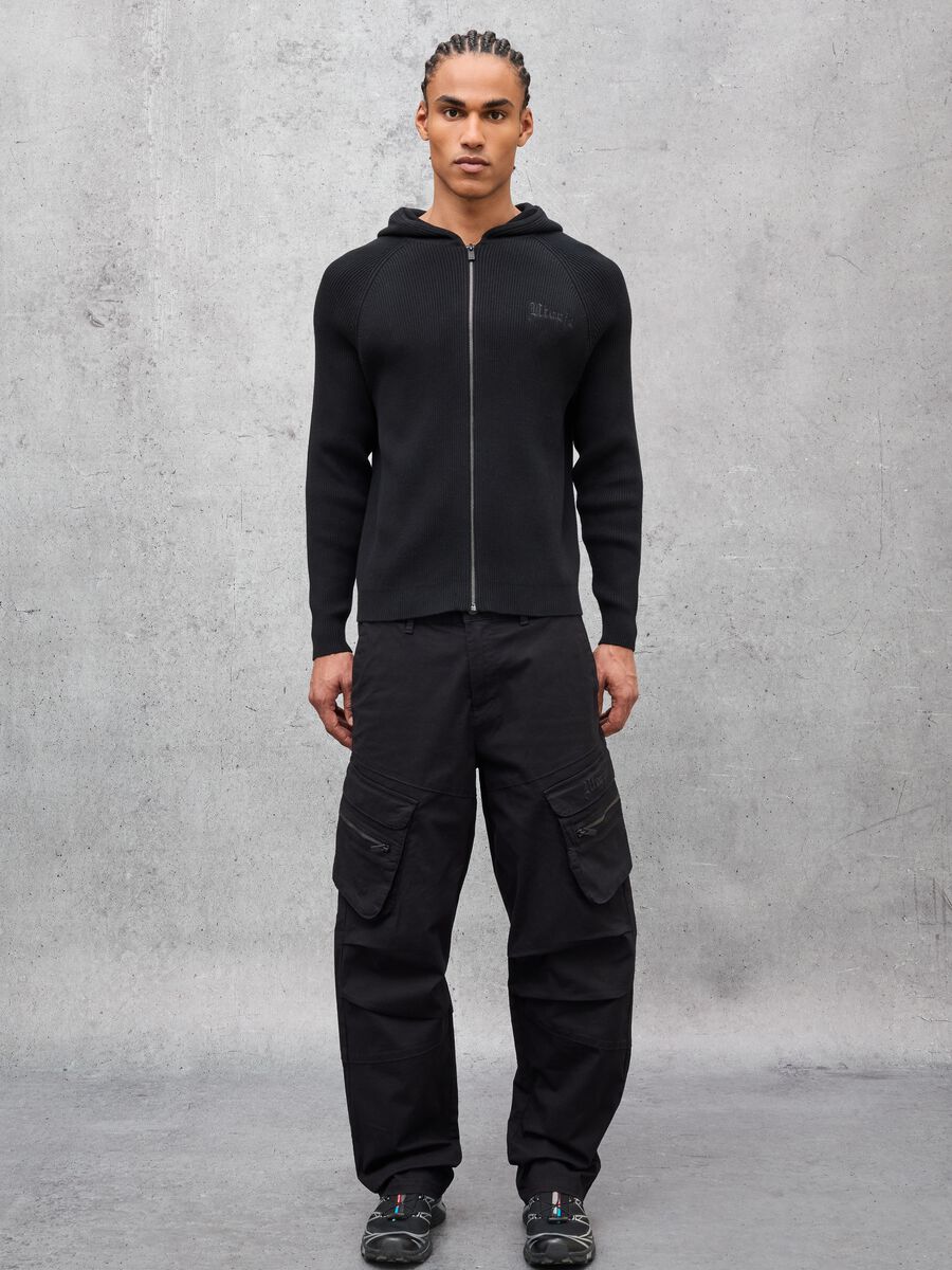 Black Ribbed Knit Hoodie_4