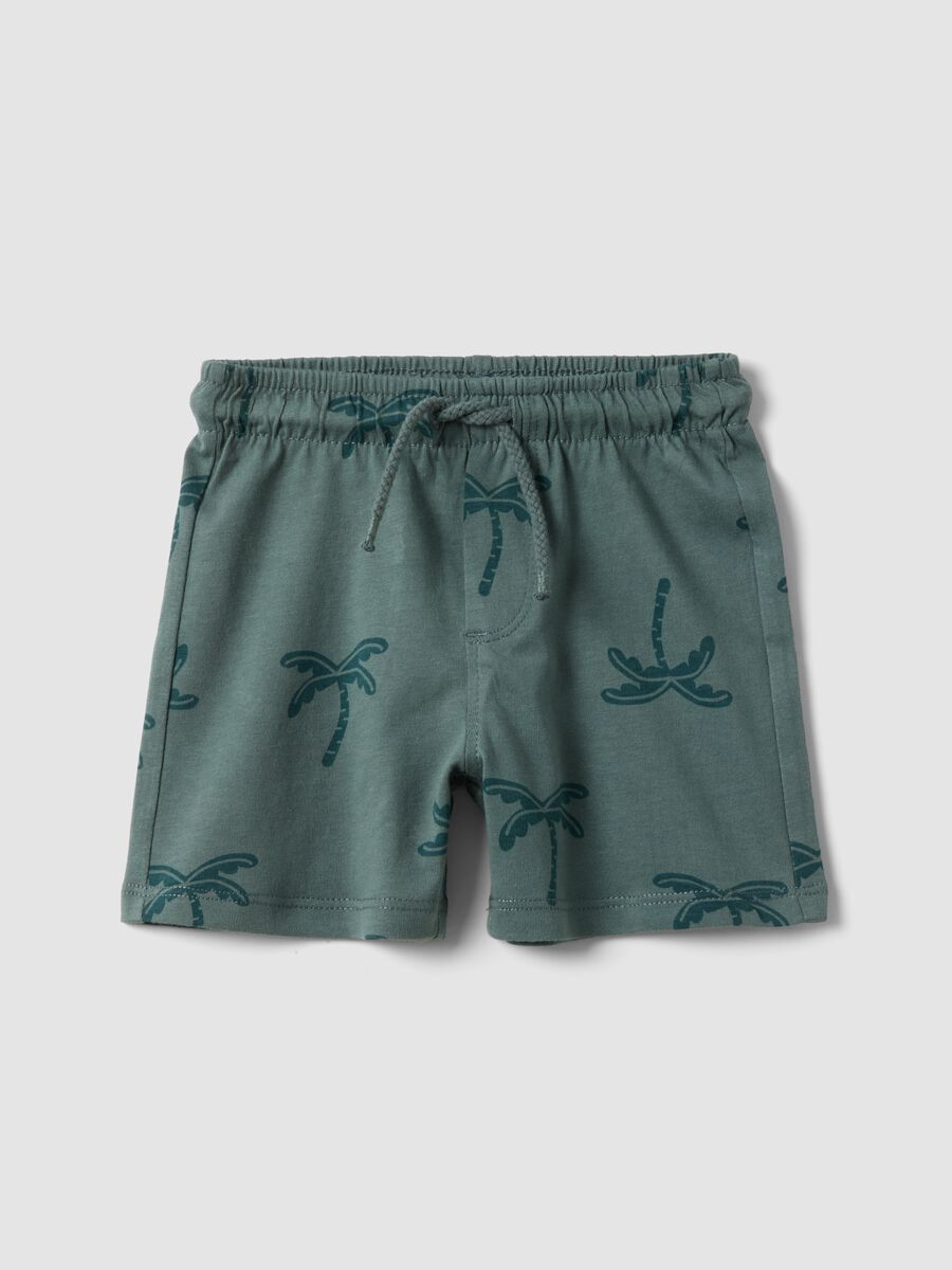 Green organic cotton shorts with palm print_0