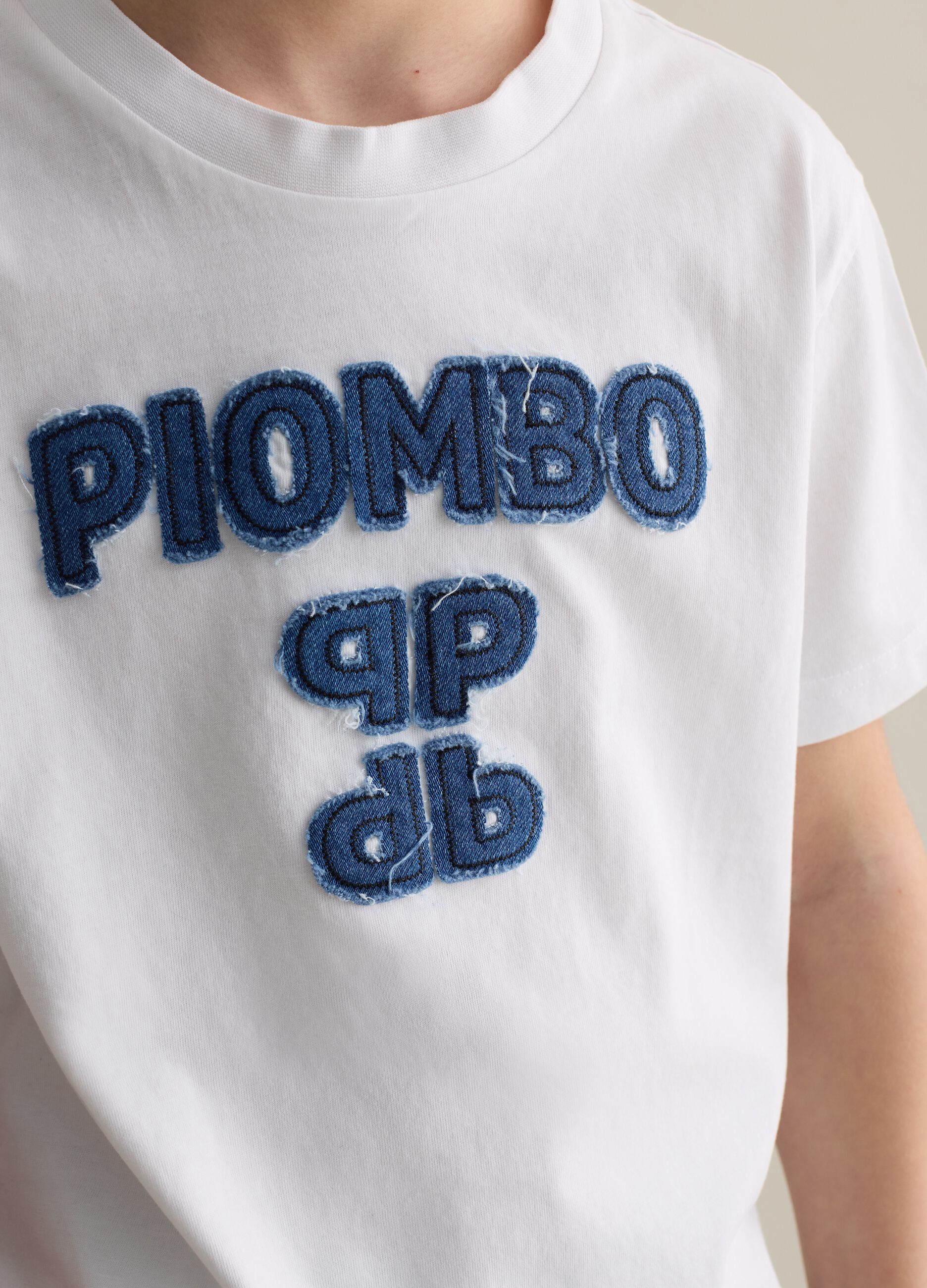 Cotton T-shirt with appliqué logo in denim