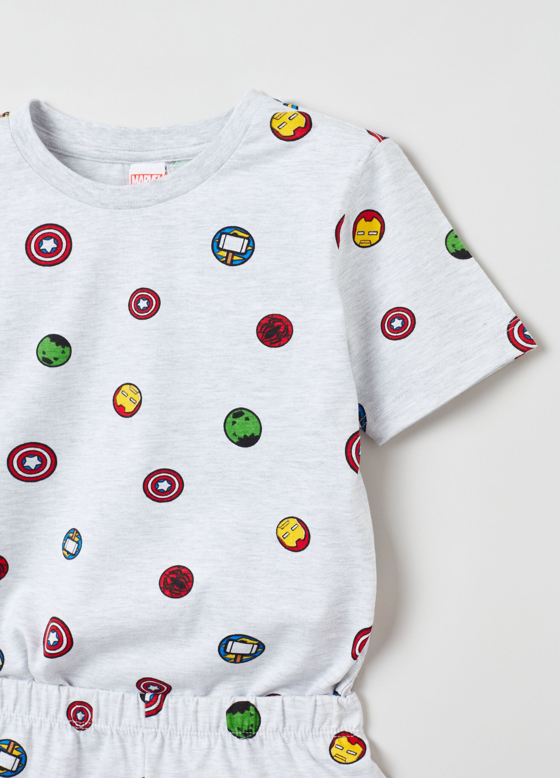 Short pyjamas with Marvel characters print