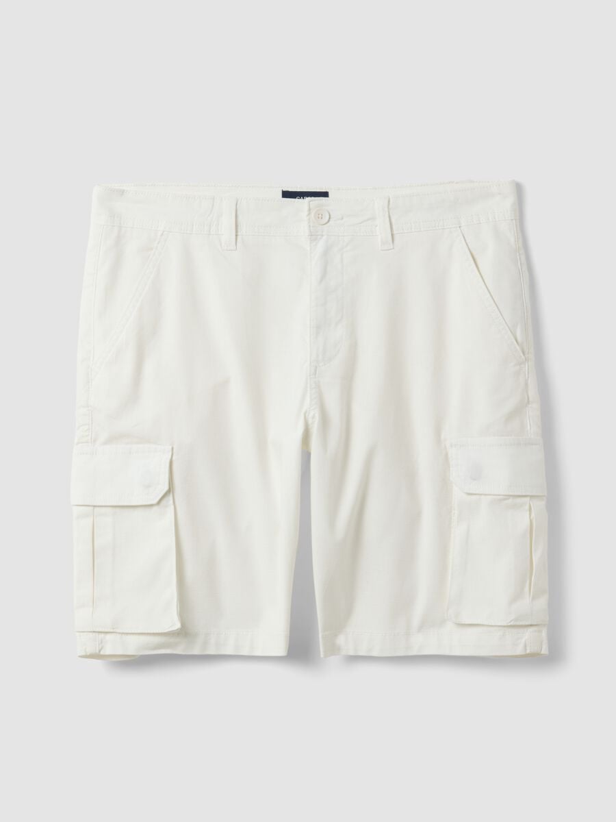 White stretch cotton cargo shorts_4