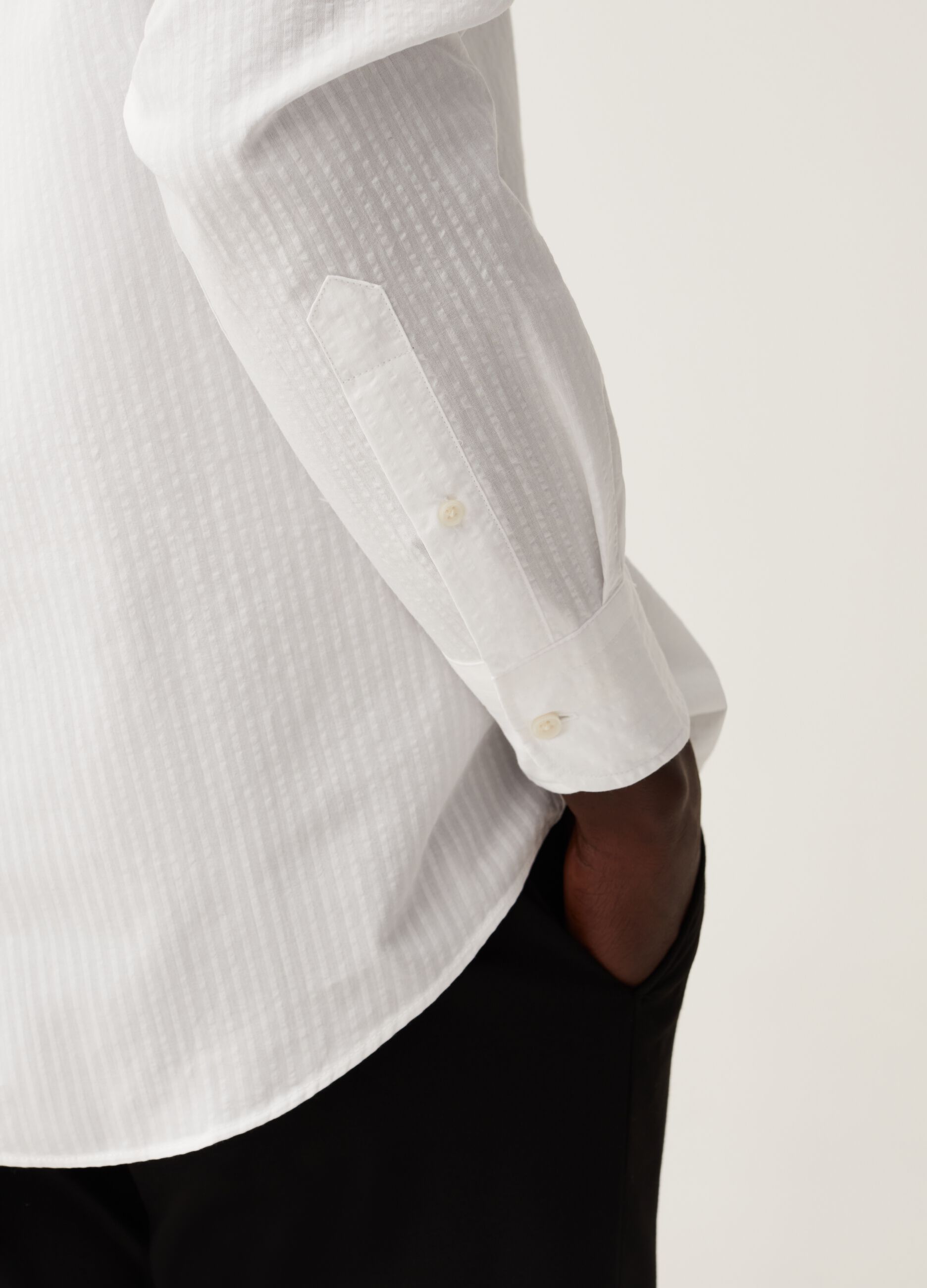 Camicia regular fit in cotone seersucker a righe_3