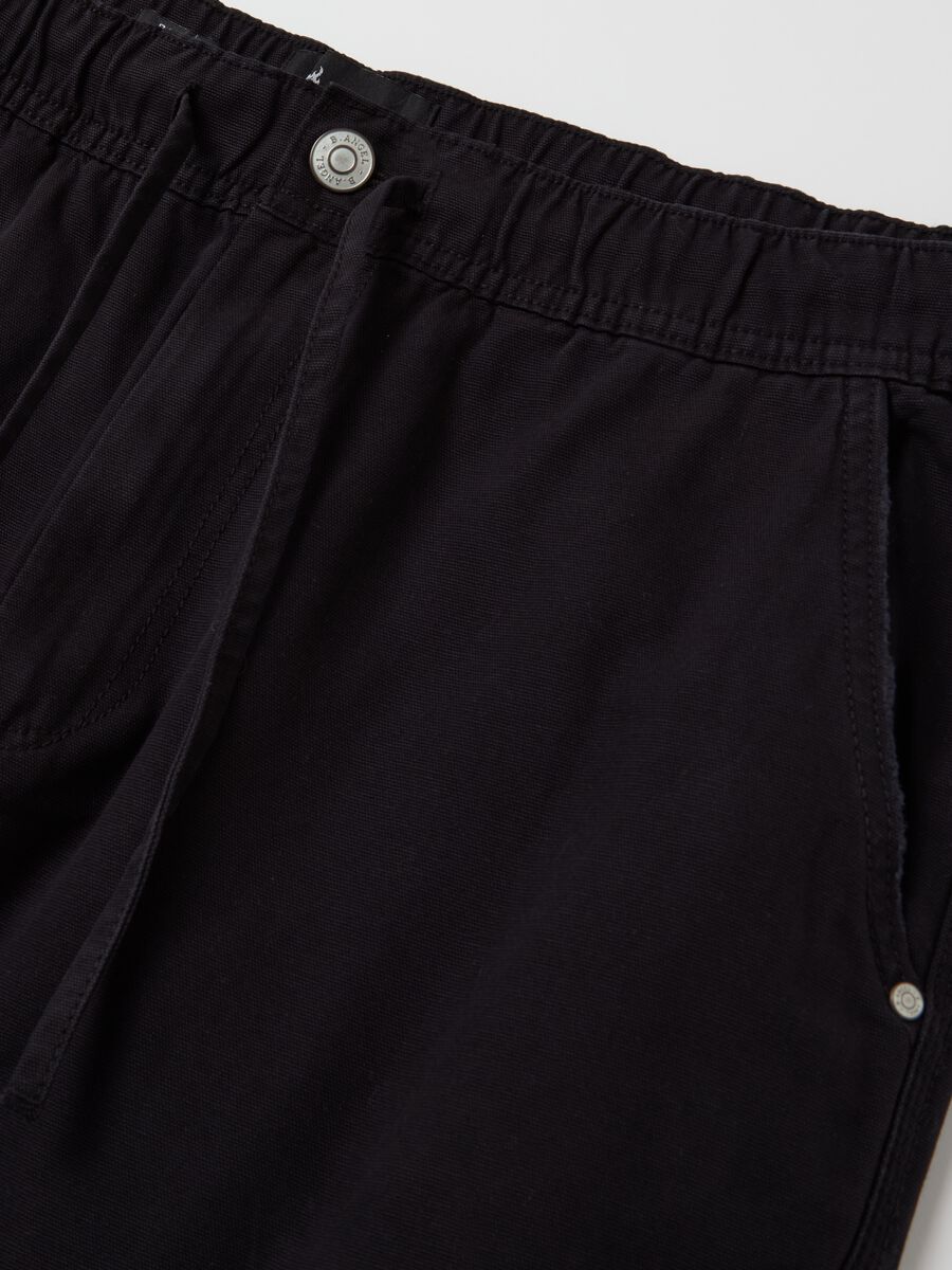 Wide-leg cargo joggers with drawstring_5